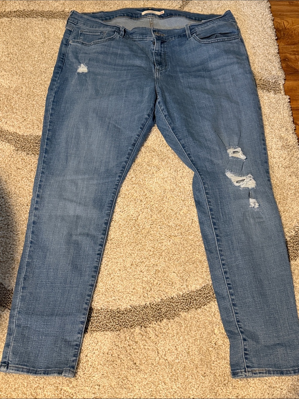 Women’s Distressed Blue Jeans